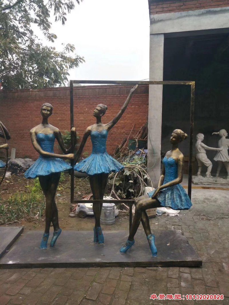青铜芭蕾舞女孩雕塑