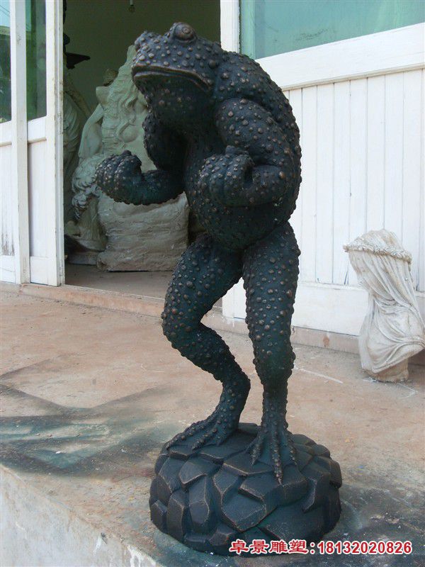 蛤蟆铜雕