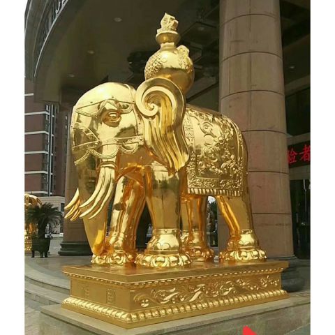 铜雕鎏金招财大象