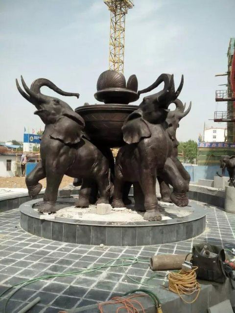 大象造型雕塑