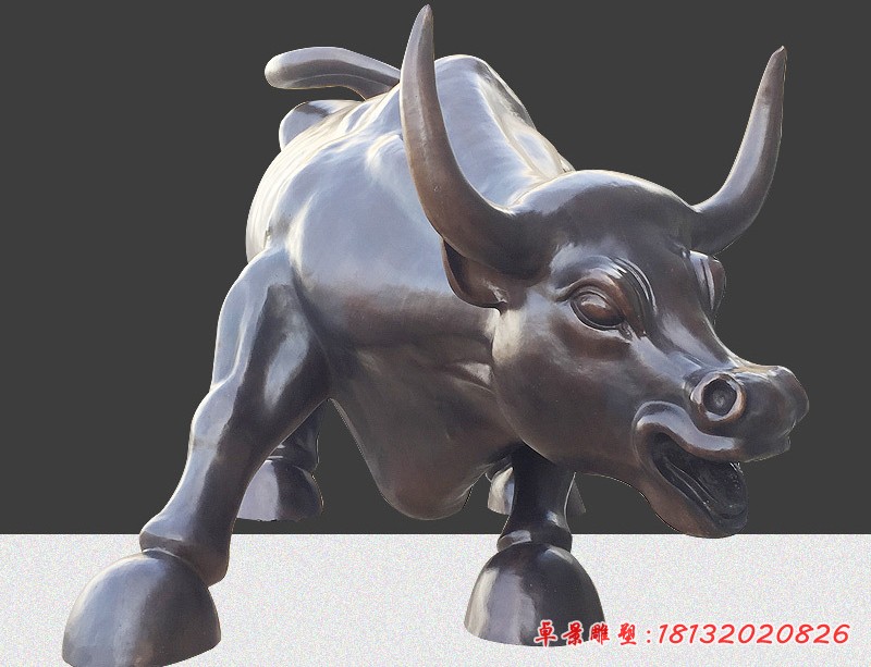 华尔街铜牛雕塑