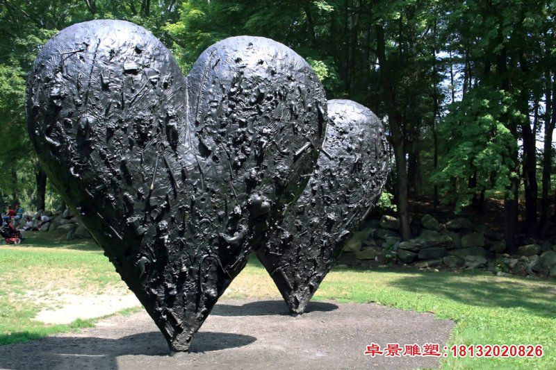 爱心铜雕公园景观雕塑