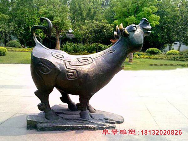 铜雕牛抽象动物雕塑
