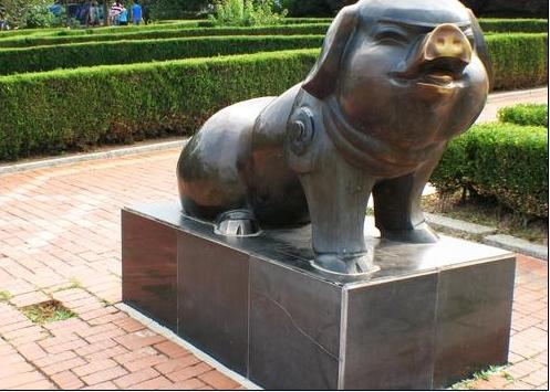 十二生肖猪铜雕