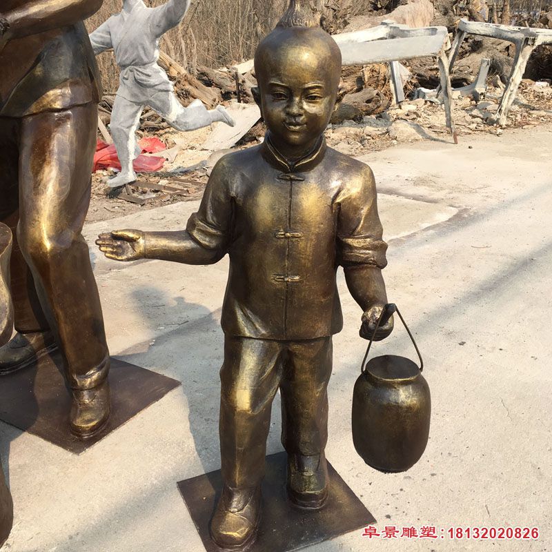提灯笼的小男孩铜雕