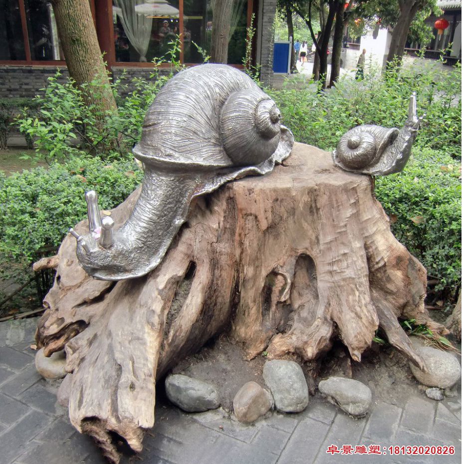 蜗牛动物铜雕