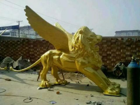 飞狮铜雕