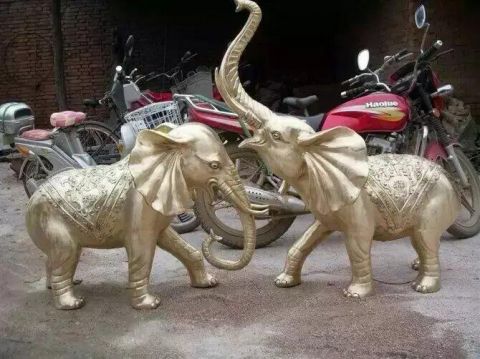商场大象雕塑