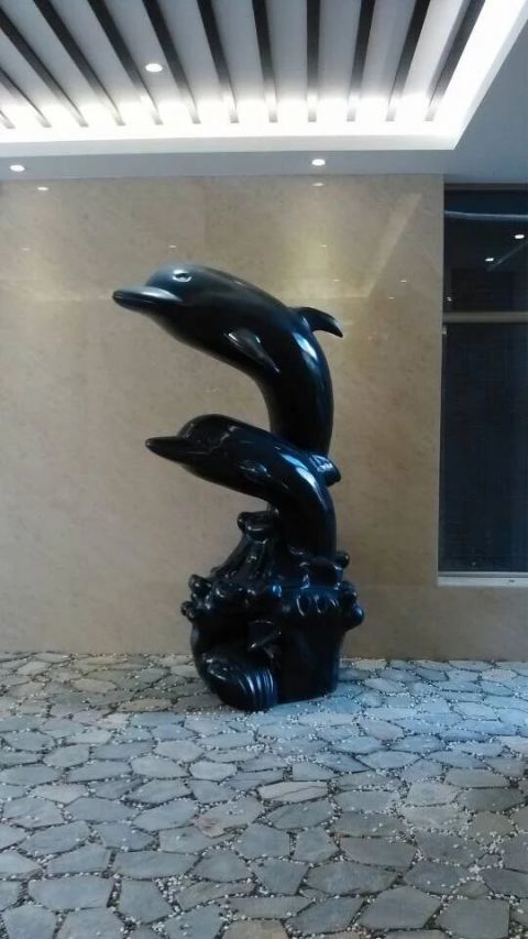 海豚铜雕