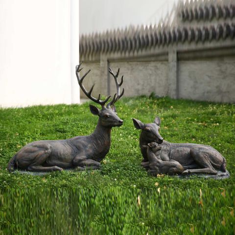 动物鹿铜雕